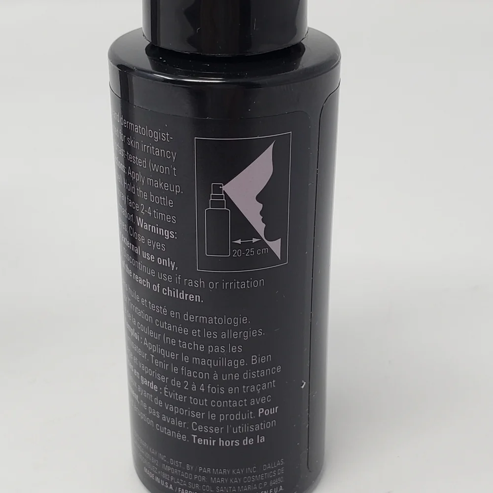 NIB MARY KAY Makeup Finishing Spray